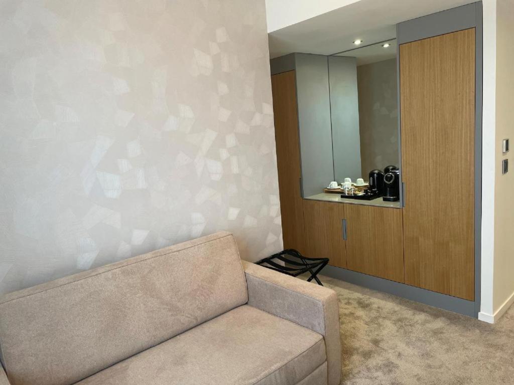 Brit Hotel Paris Orly Rungis Thiais Exterior foto